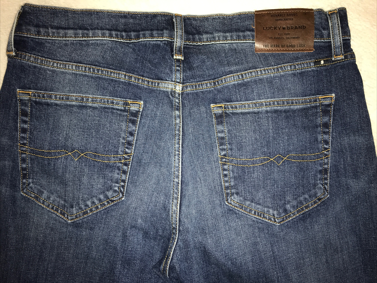 LUCKY BRAND ~ Men’s “121 Slim” Jeans ~ 34×30 (measured) 98% Cotton 2% Elastane