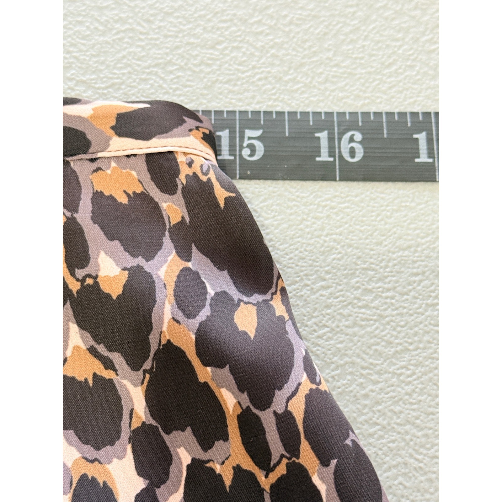 PAIGE Delfina Leopard Print Midi Slip Skirt Womens Sz 10 chic office feminine