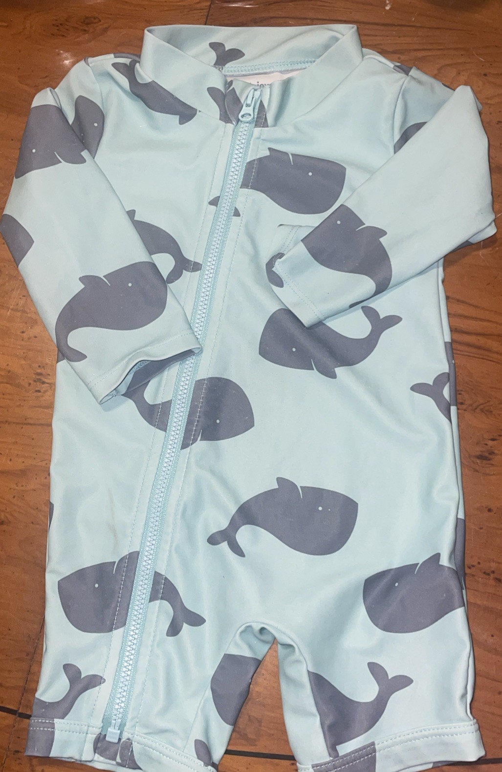 Bundle Of Baby Clothes 3 To 9 Months See Description For Each Item And Pictures