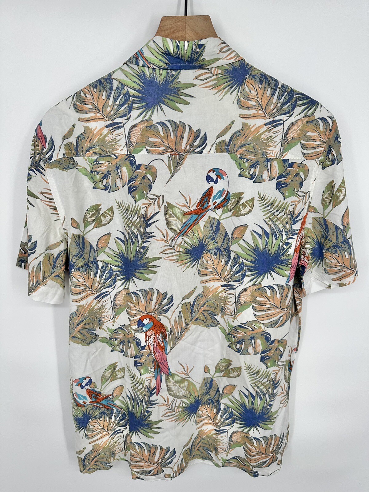 NEW Jimmy Buffet Margaritaville Men’s Hawaiian Shirt 100% Rayon Size Small #10