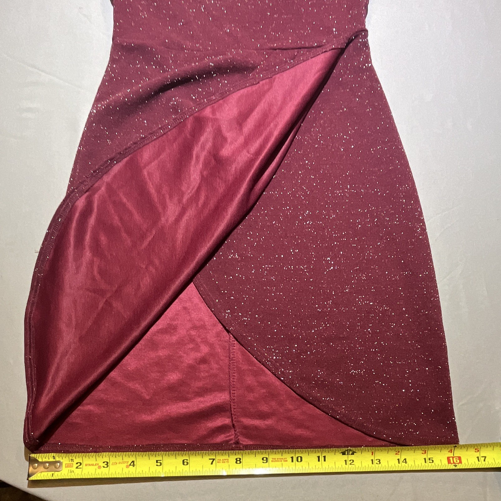Dee Elly Burgundy Glitter Knit Bodycon Mini Dress Lined Stretch Sweetheart S