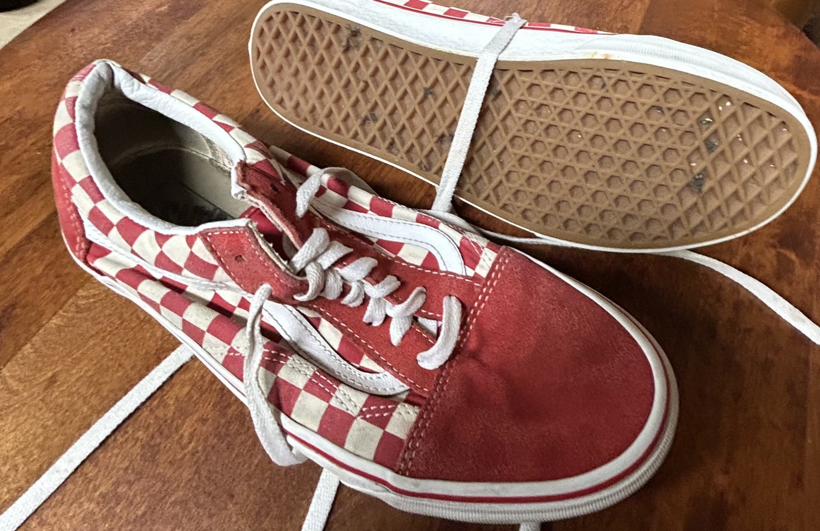 Vans Off The Wall Old Skool Red/White Checkered Lace up Skate Shoes Mens size 10
