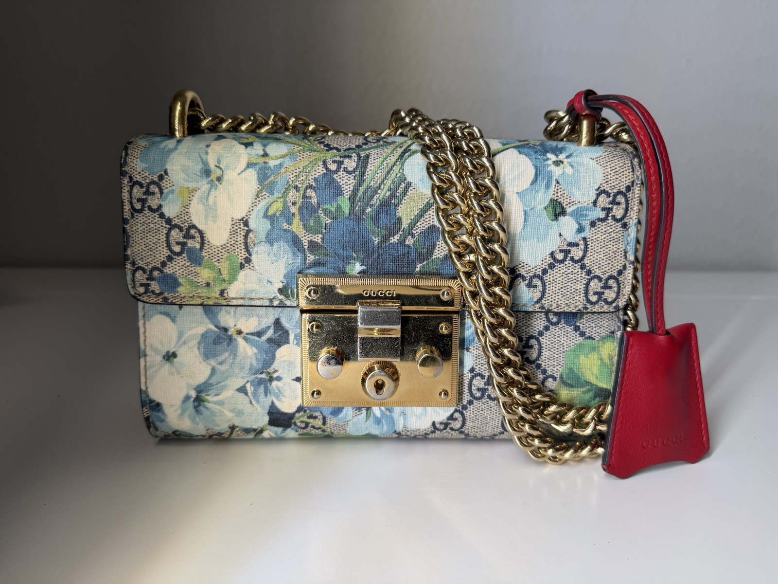 GUCCI GG Supreme Blooms Padlock Small Shoulder Bag Blue Floral Print