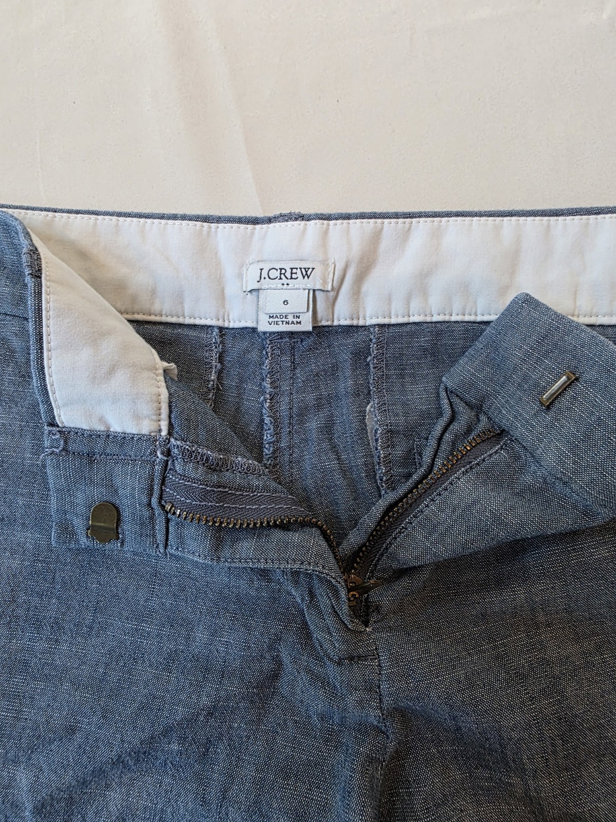 J.CREW Women’s Blue Chambray Chino Shorts Size 6 100% Cotton Pockets Lightweight
