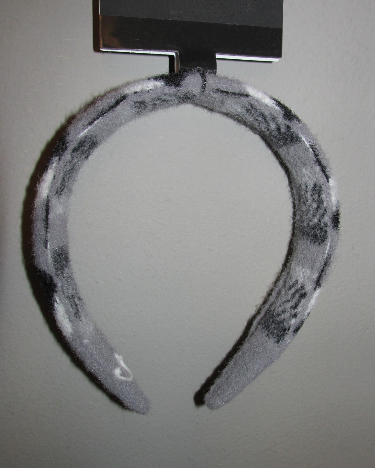 No Boundaries Knit Headband (Gray/ Yin Yang) BRAND NEW W TAGS