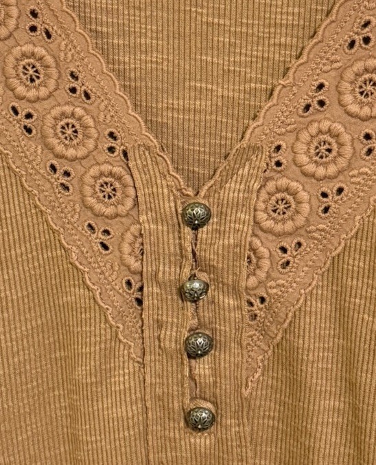 Crochet Yoke Henley Tank Top Size Large Color Tan Beige