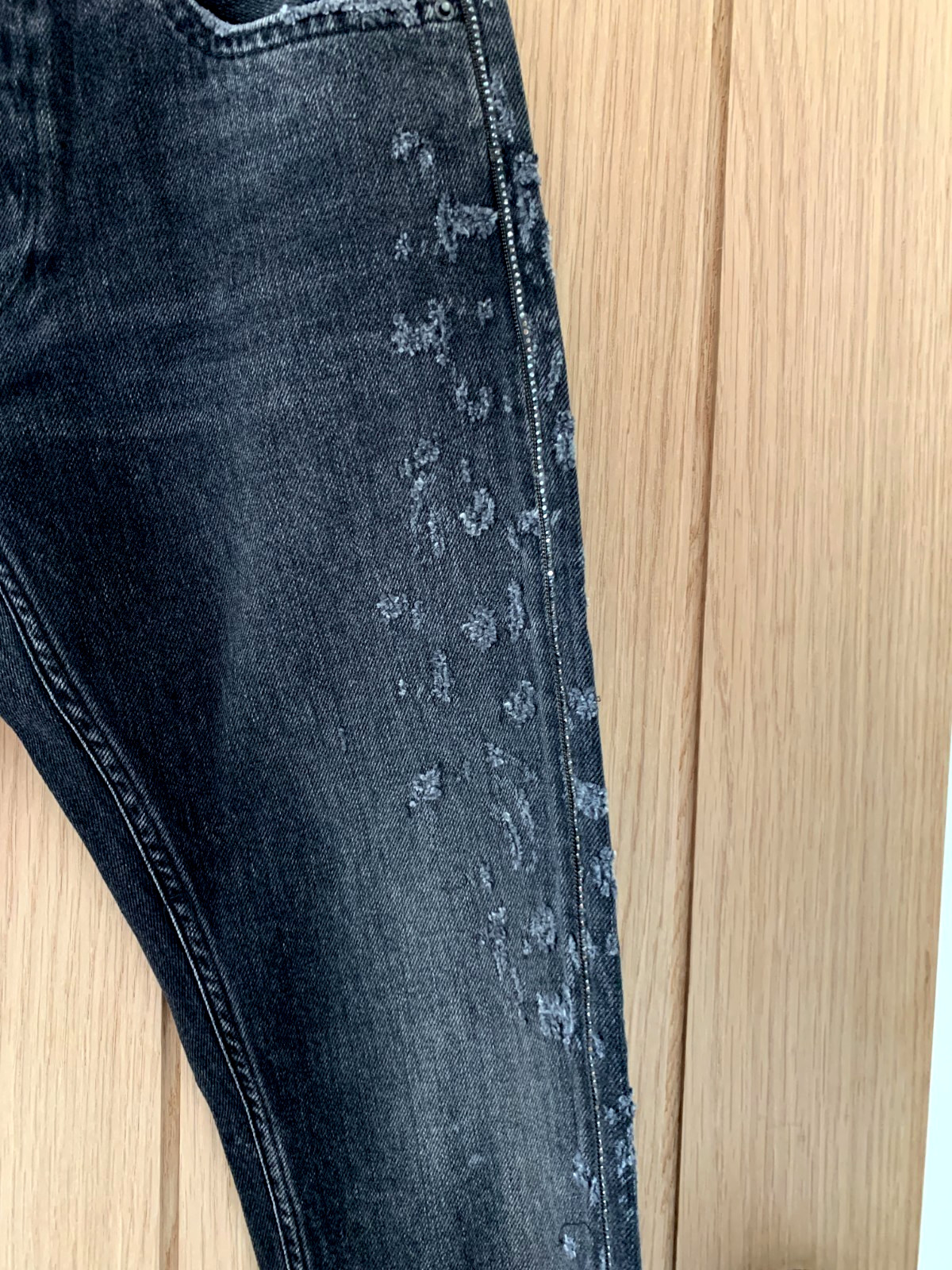 Replay Joplyn Black 25″ Waist x 30″ Length Distressed Mid Rise Jeans NWT