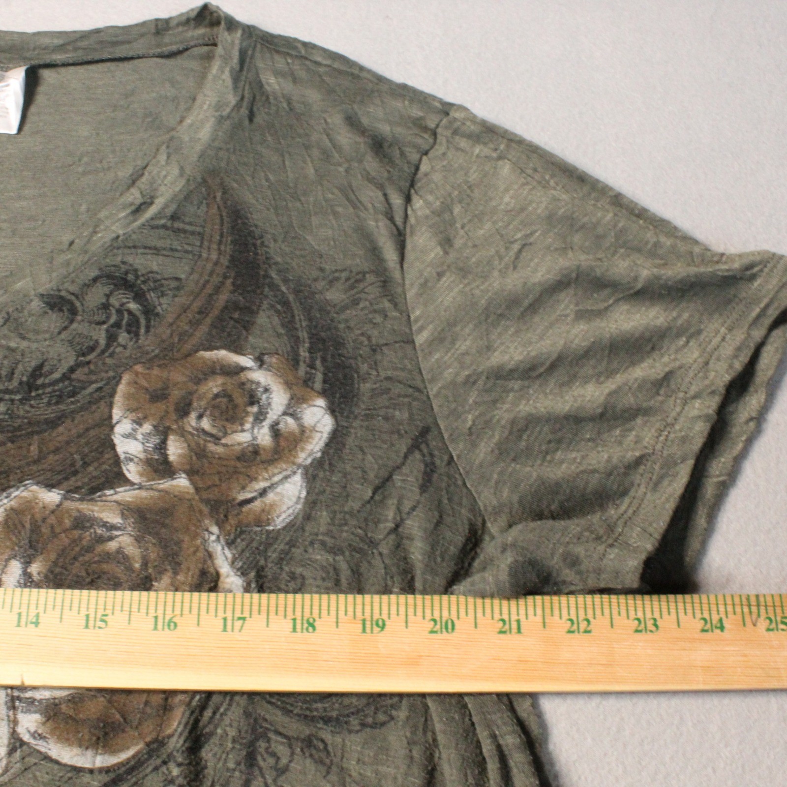 Olive Green Rose Graphic V-Neck Banded Hem Short Sleeve Top Plus Size 2X