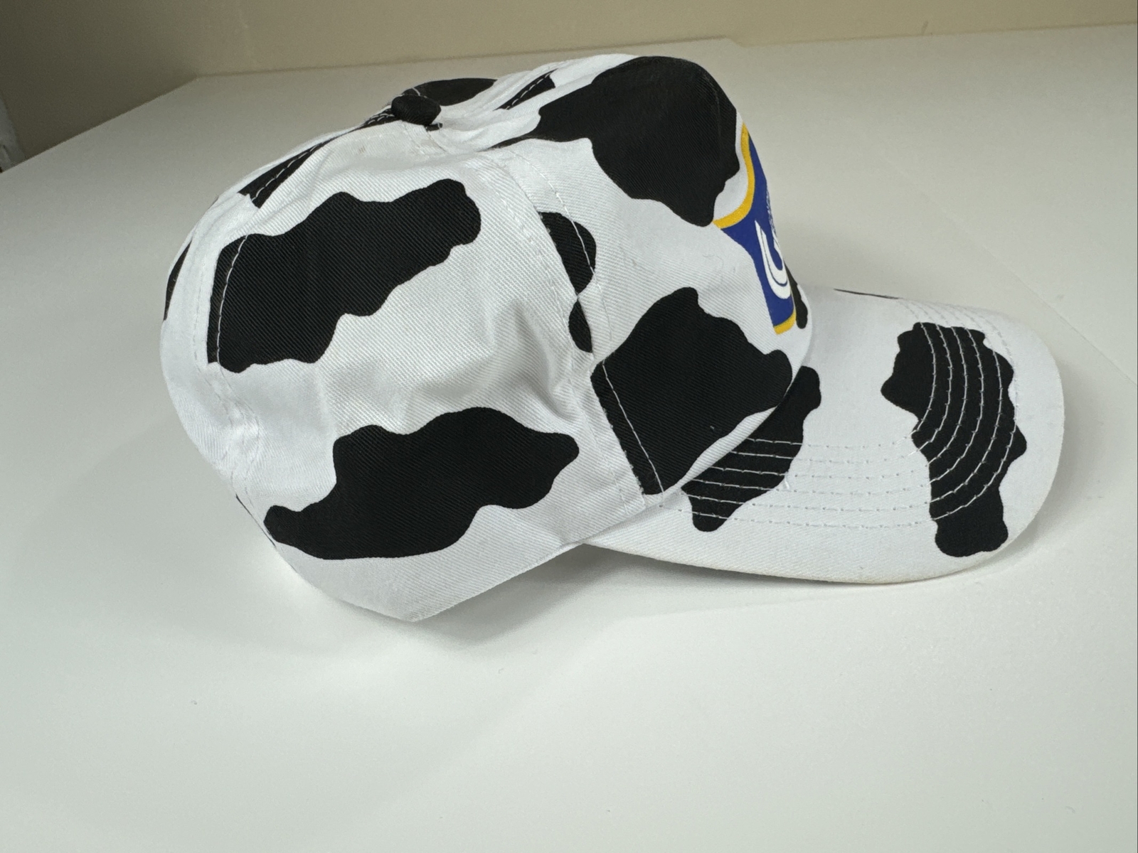 Vtg Golden Guernsey Dairy Cow Pattern Snapback Hat Black White Spotted Cap Y2K