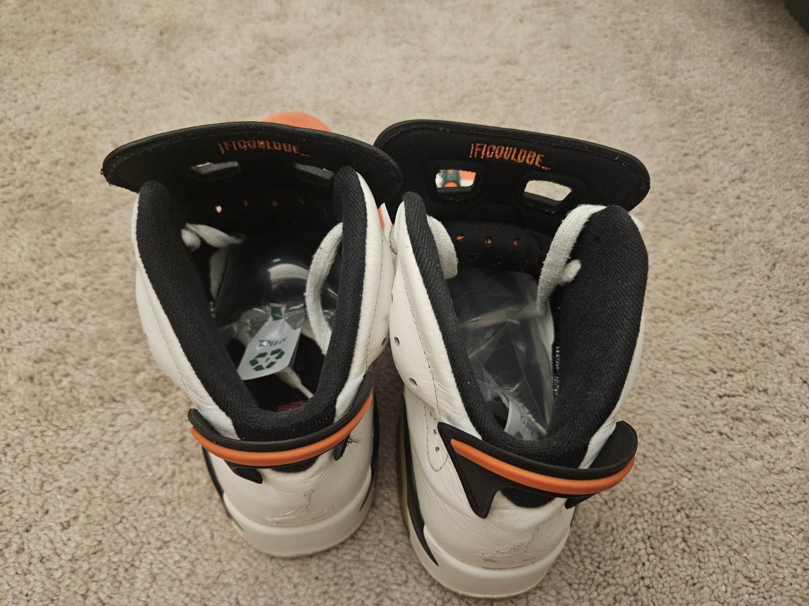 Jordan Air Jordan 6 Retro Men’s Lace-Up Sneakers White/Orange/Black w/ Box