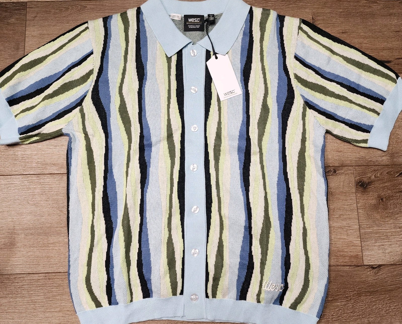 NWT WESC Button Down Sweater Men’s Large Polo Collar Cardigan Rippled Winter Sky
