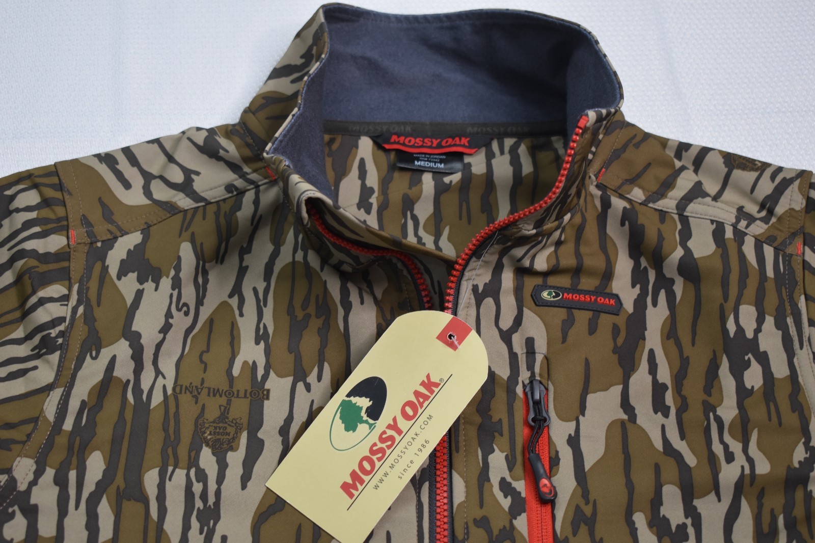 NWT MOSSY OAK Medium Men’s Full Zip Poly Spandex Mid Season Camouflage Jacket