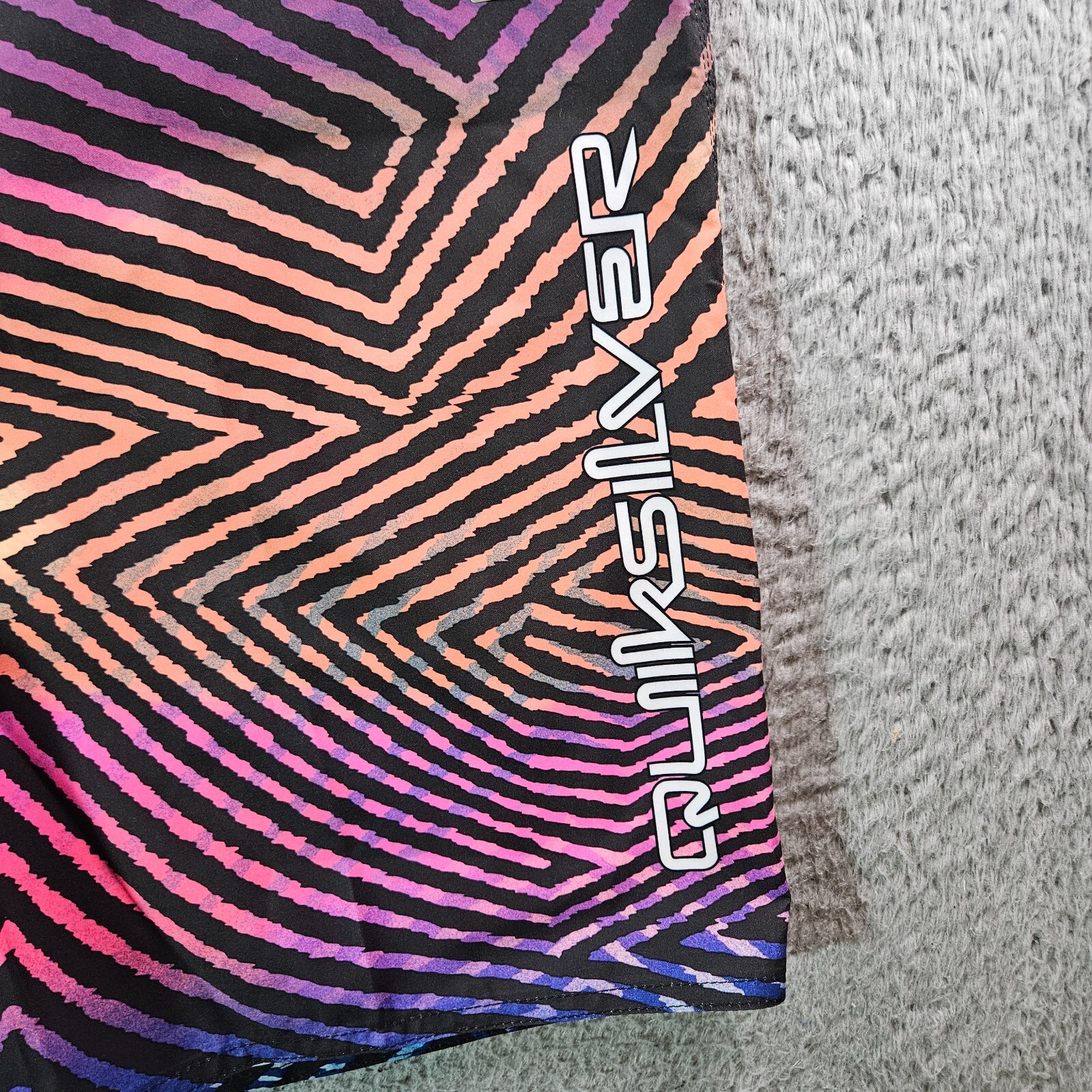 NWT Quiksilver Board Shorts Swim Trunks Men 40 No Liner 20″ Colorful Pattern