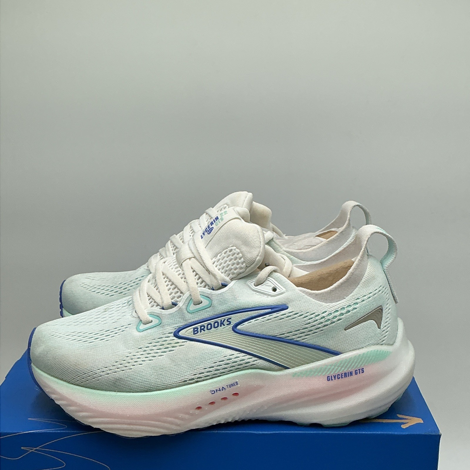 Brooks Glycerin GTS 22 120435-1D-110 Women’s US 7 D White Running Shoes Eby4782