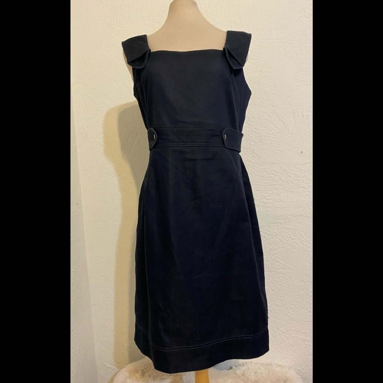 London Times Form fitting jean dress
