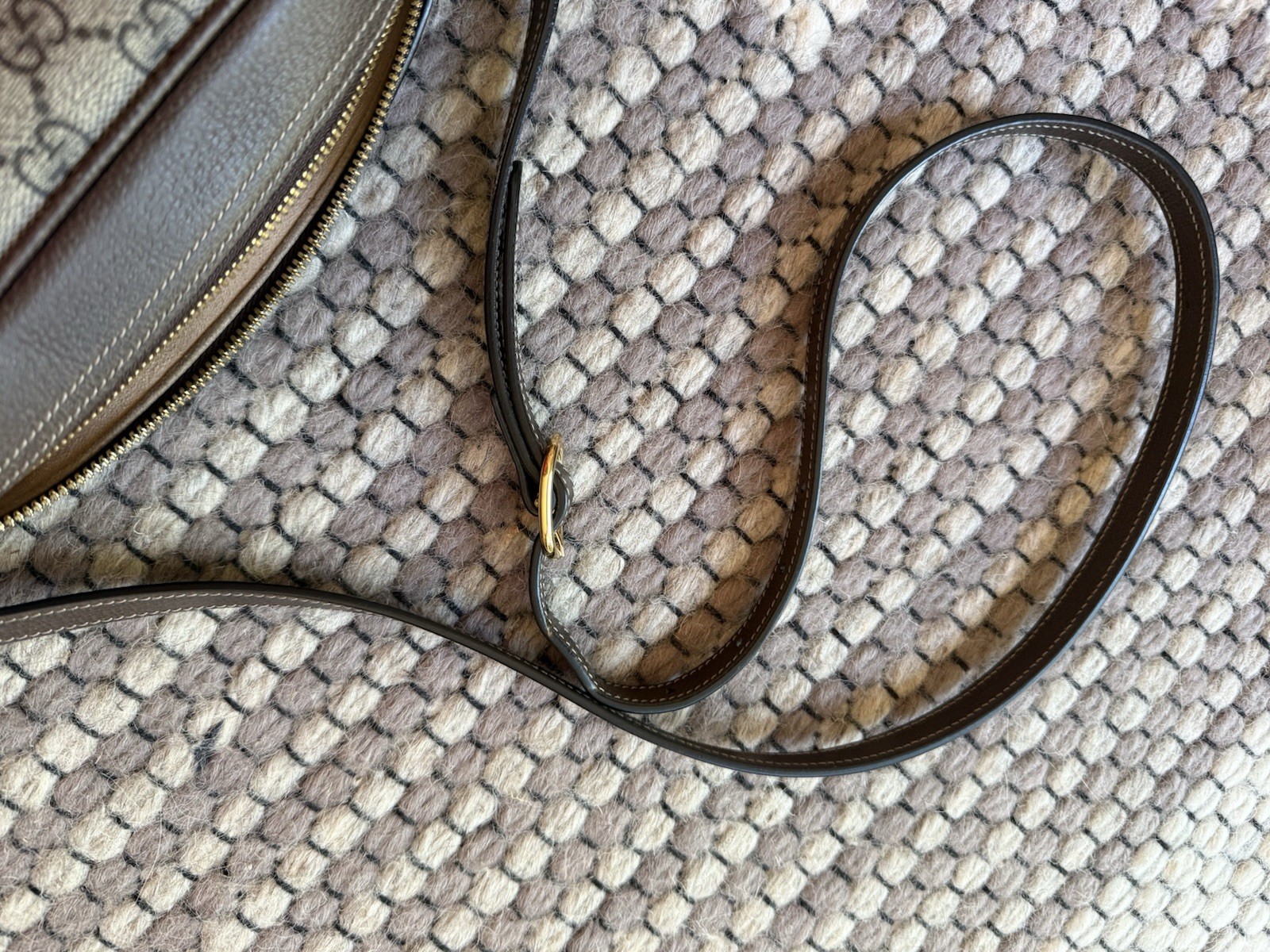 Gucci GG Supreme Monogram Ophidia Shoulder Bag