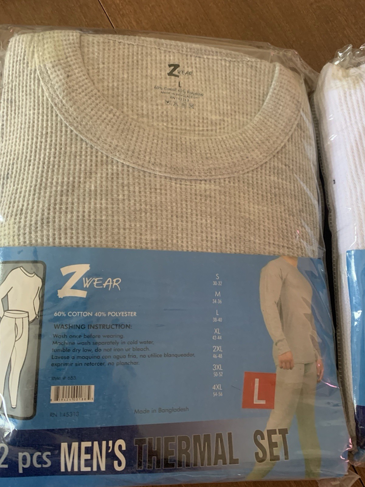 Z~Wear Men’s Large Thermal 2 Sets Top/Bottom NEW White/Gray