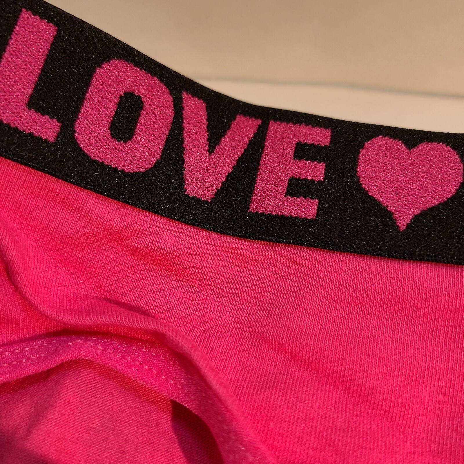 Womens Mid-Rise Cotton Briefs w/ Love Heart Waistband. Eight Pack.