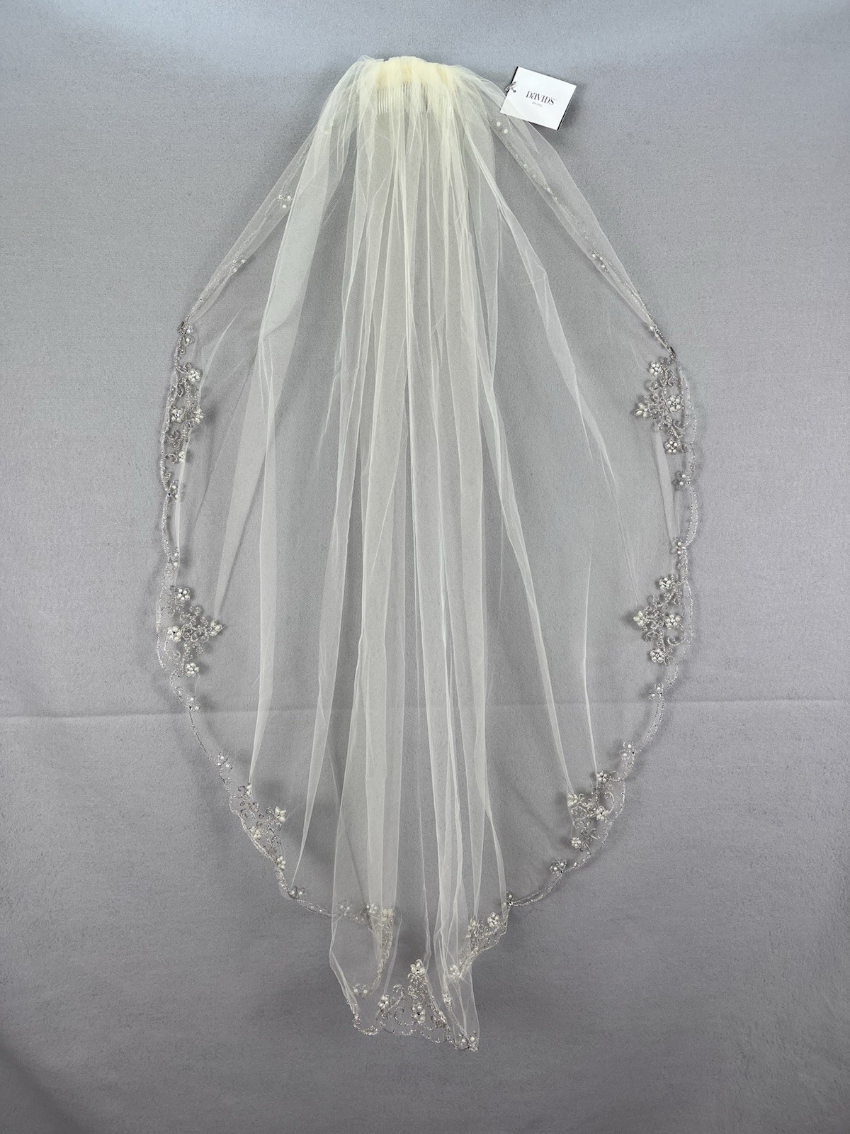 NEW NWT Unused Davids Bridal Veil 40” Inches Champagne Wedding Embroidered Pearl