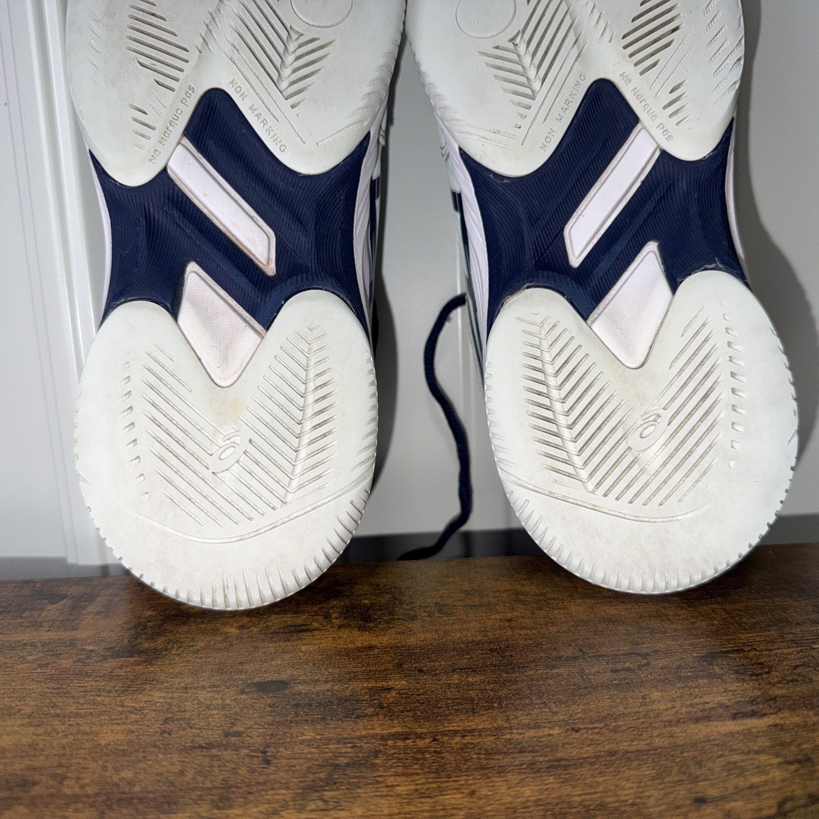 ASICS Shoes Men’s Size 5 Gel Game 9 Pickleball Shoes White Navy Blue Read