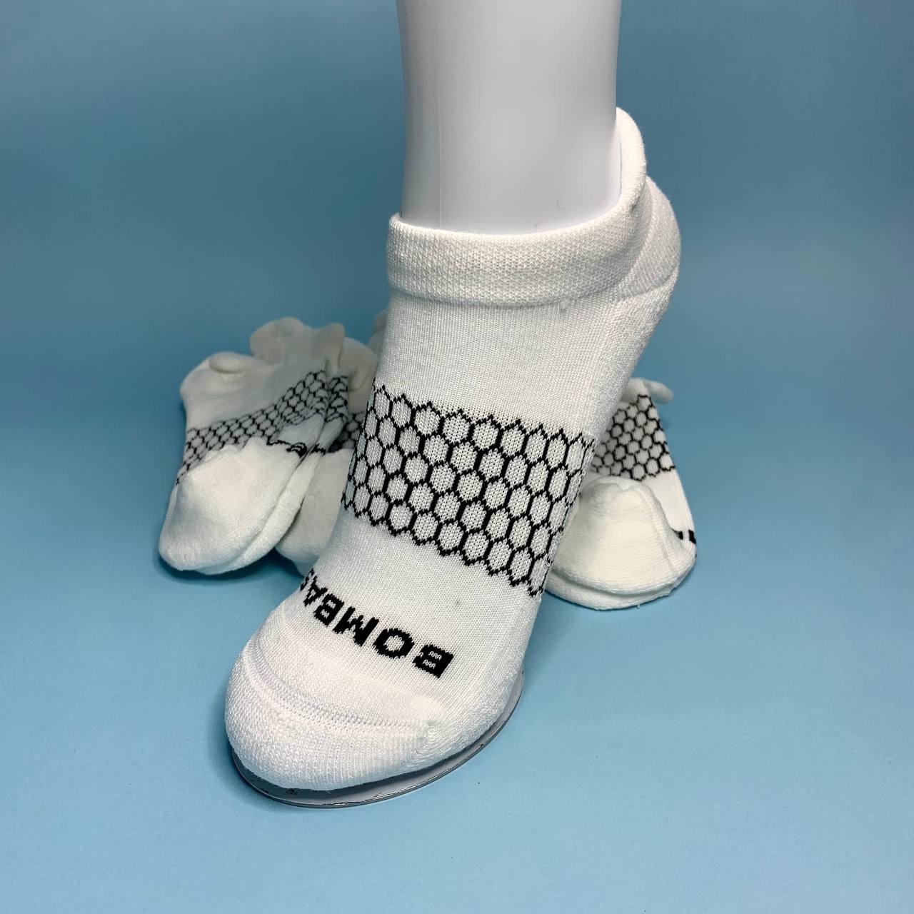 Bombas Women’s Ankle Socks 4 Pair Pack White Black Size S Small M L Multi Size