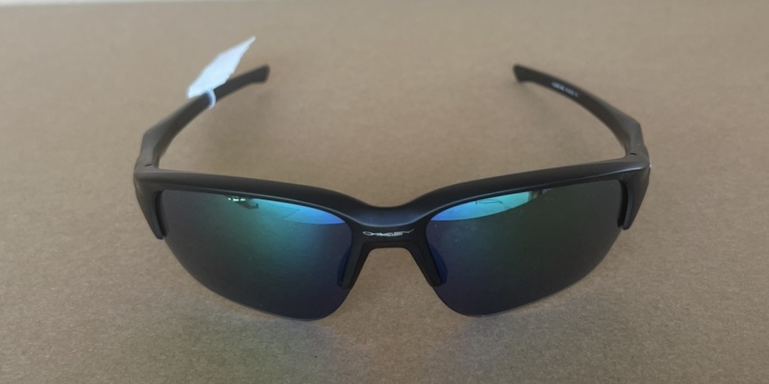 Oakley Flak Beta Men’s Sunglasses Jade Iridium Black 009363 64-08-131 New w Tags