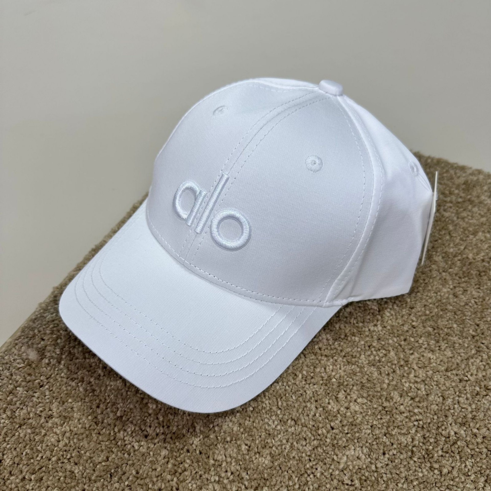 Alo Yoga Hat Performance Off Duty Cap One Size Adjustable