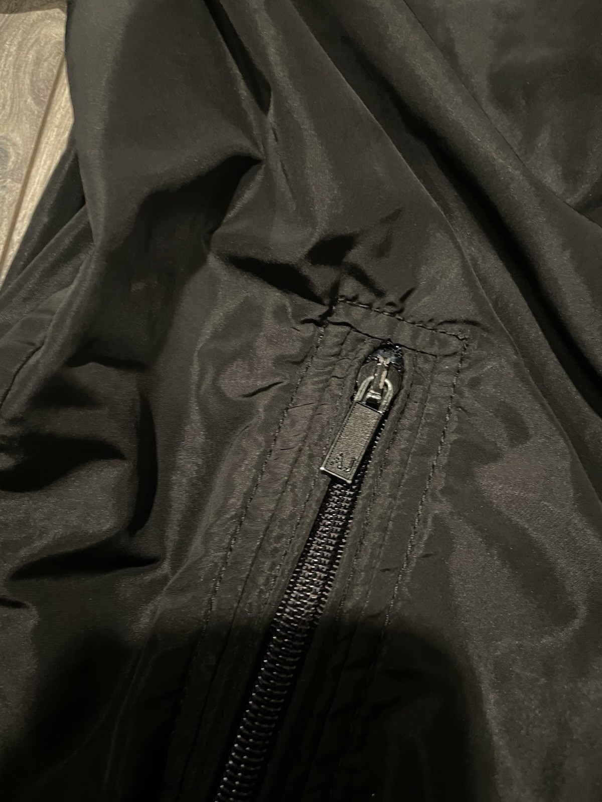 Armani Jeans Men’s Black Hooded Full Zip Puffer Jacket Size M Short