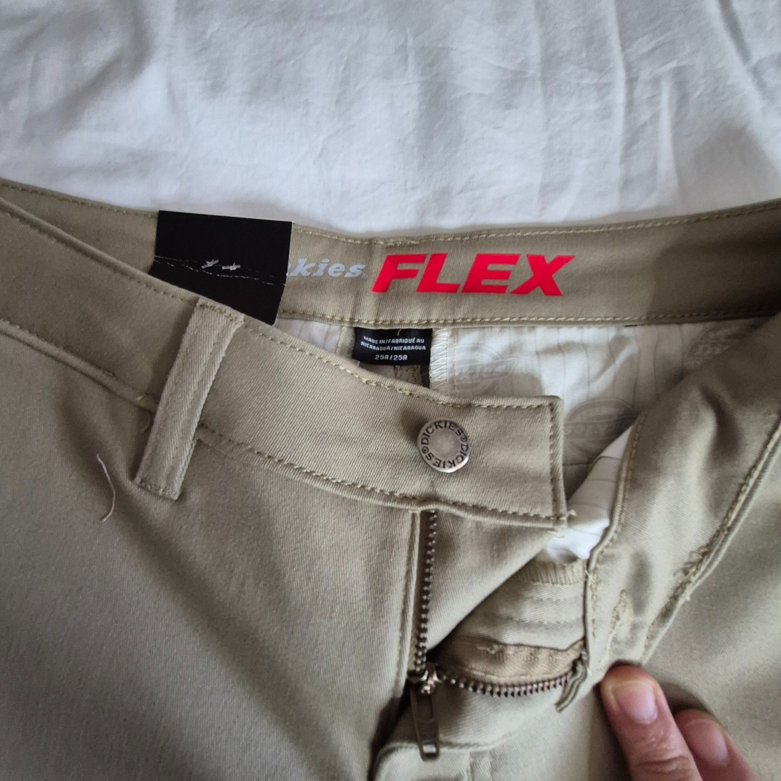 Dickies Women’s Straight Flex Twill Pant, Skinny Tan, Size 0/25 REGULAR, NEW