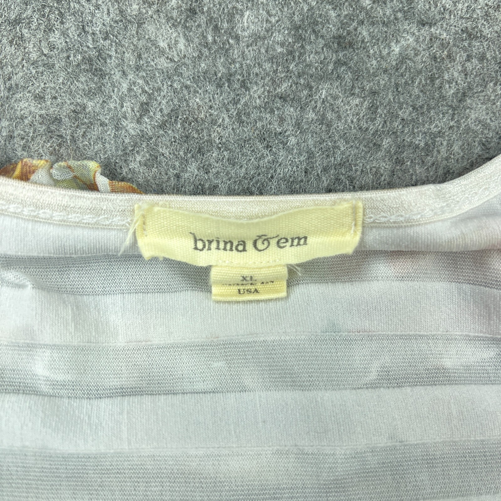 Brina & Em Shirt Womens Extra Large Floral Ruffle Short Sleeve V Neck Tee USA