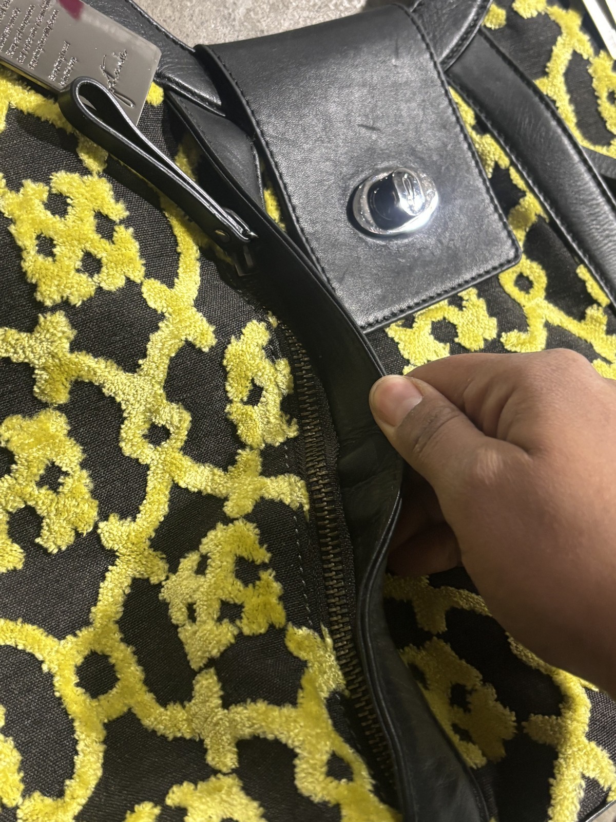 NWT Petunia Pickle Bottom Hudson Hobo Bag Black Yellow Midnight Saffron Retired