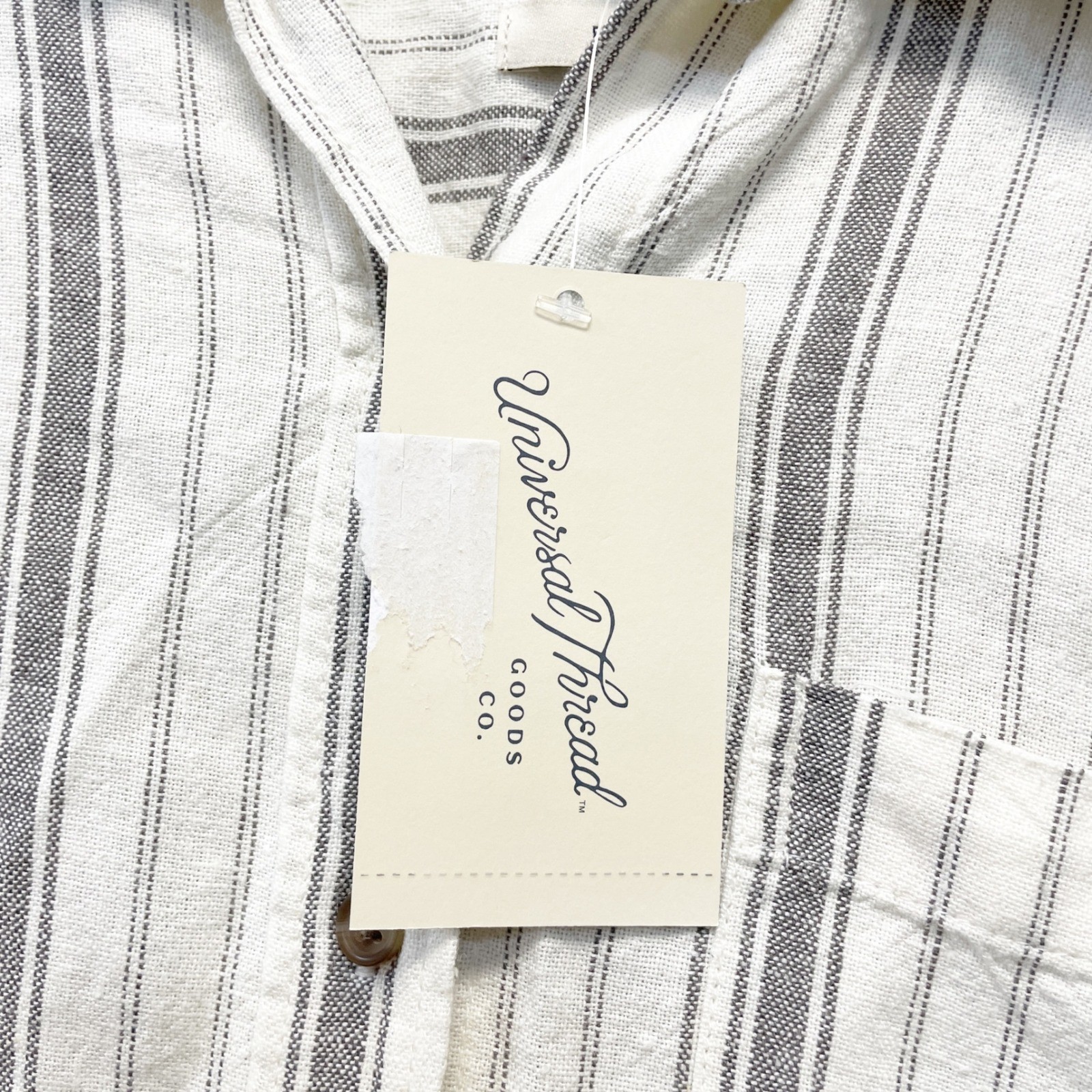 Universal Thread Women’s Gray Linen Blend Striped Button Down Shirt Size M