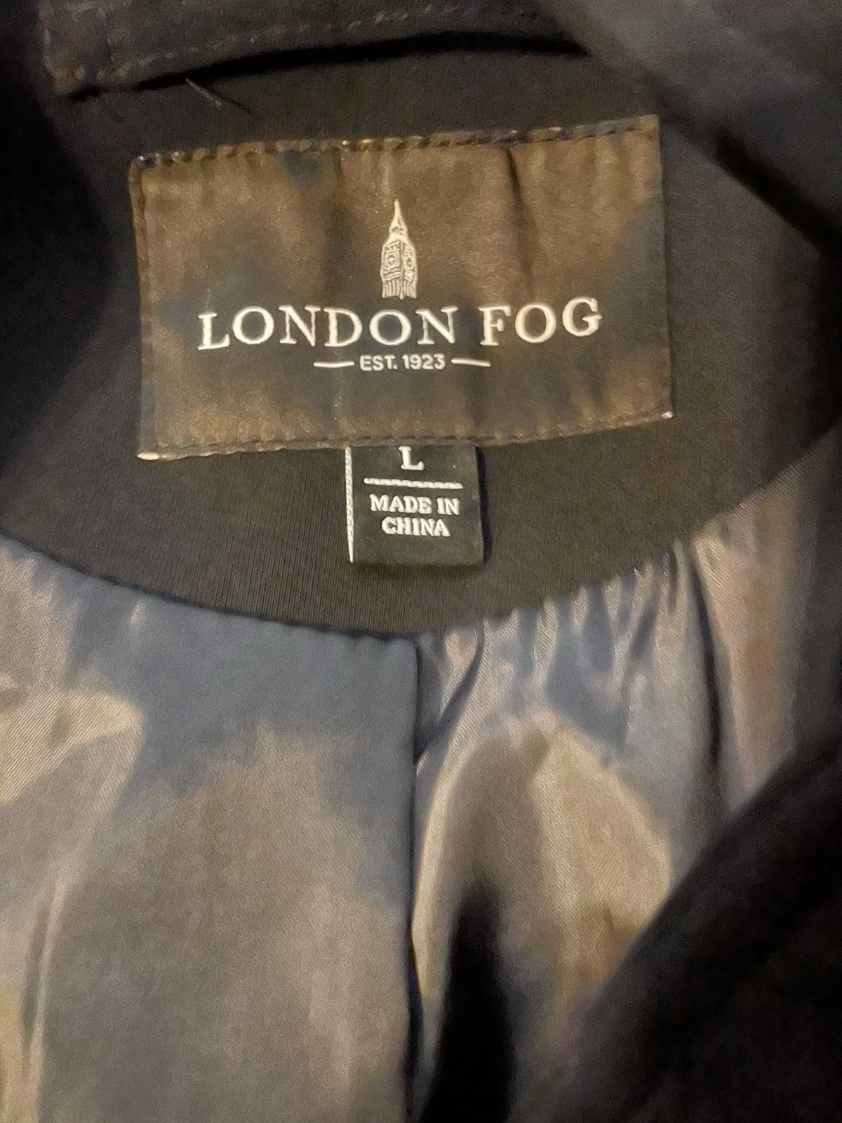 London Fog Large Black Buckle Snap Water Resistant Jacket