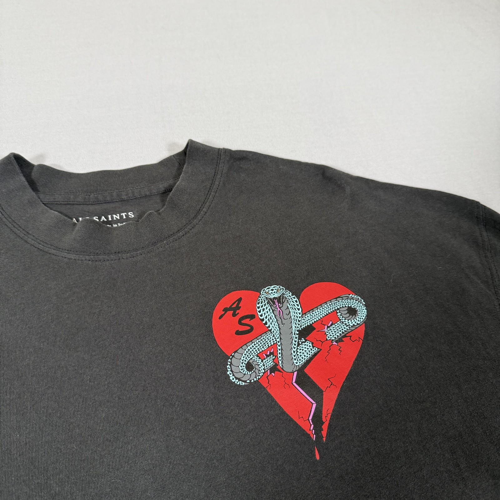 All Saints Shirt Mens Medium Black Oversized Snake Heart Tee Organic Cotton Gym