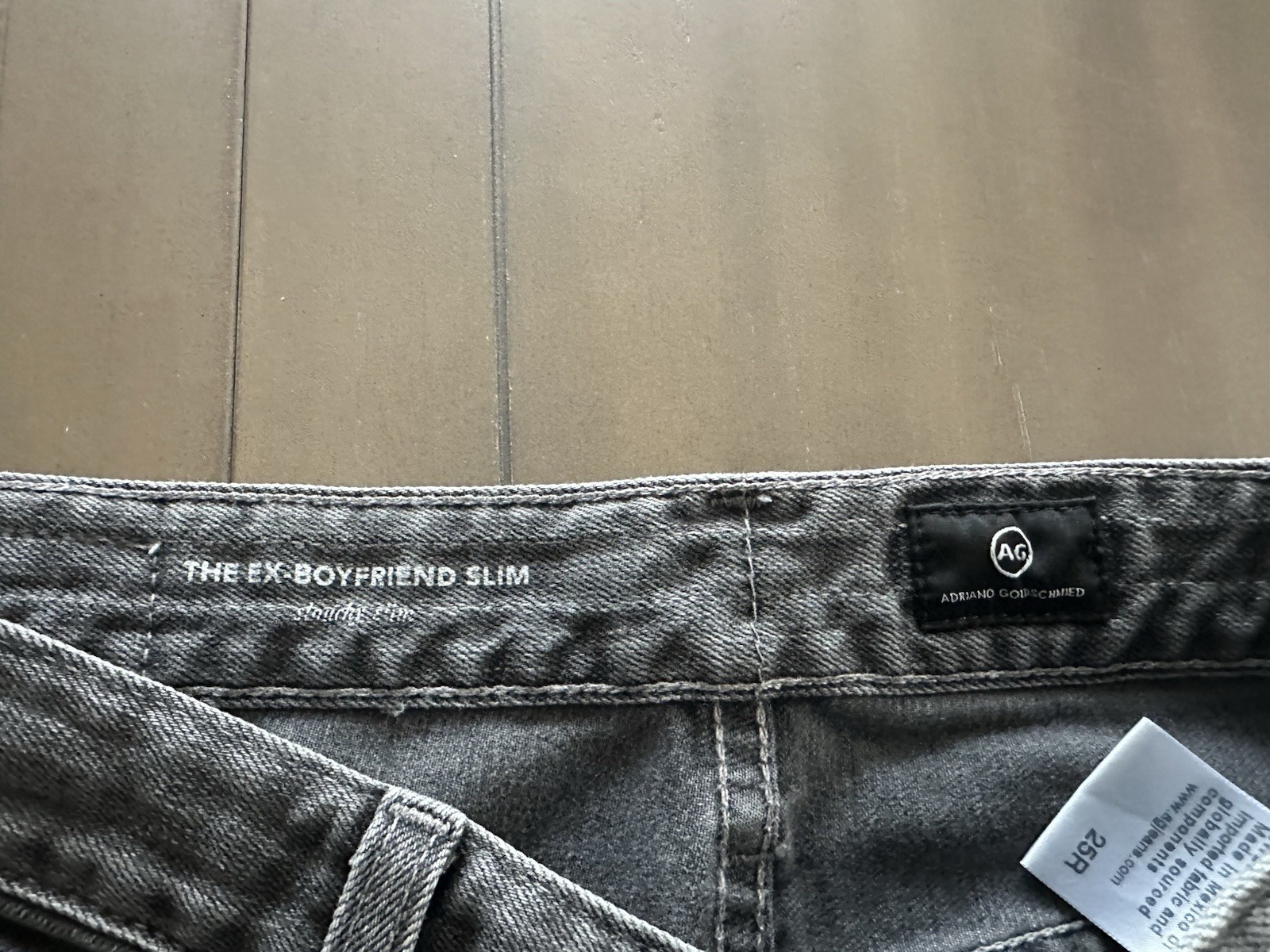 AG Adriano Goldschmied THE EX-BOYFRIEND SLIM Gray- 25 Reg