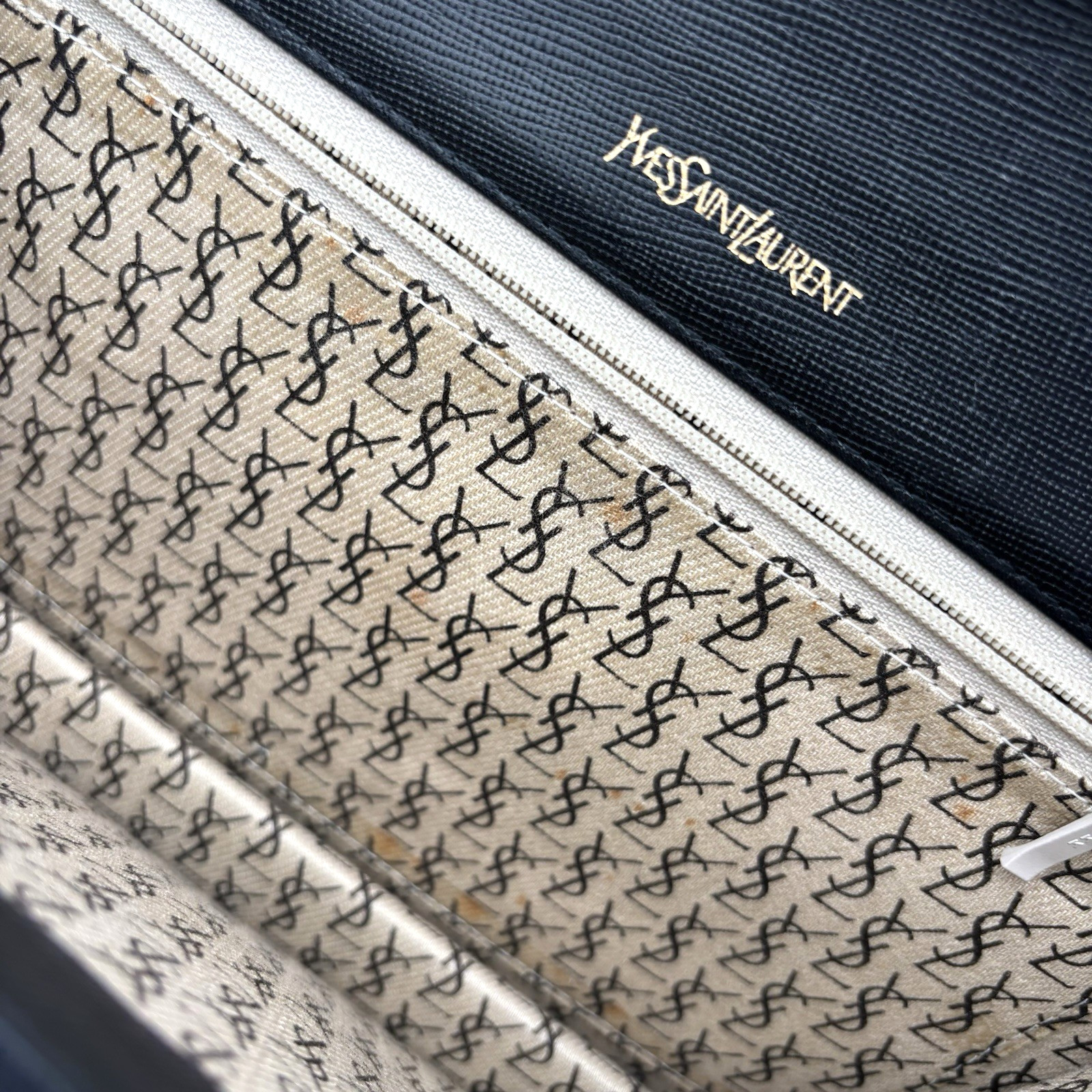 Yves Saint Laurent Clutch Bag Leather Black YSL Authentic 0049