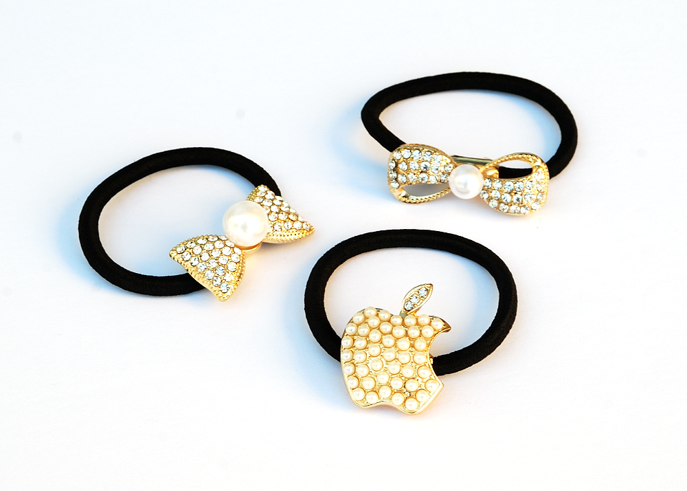 Large Pearl/Rhinestone Charm Hair Tie