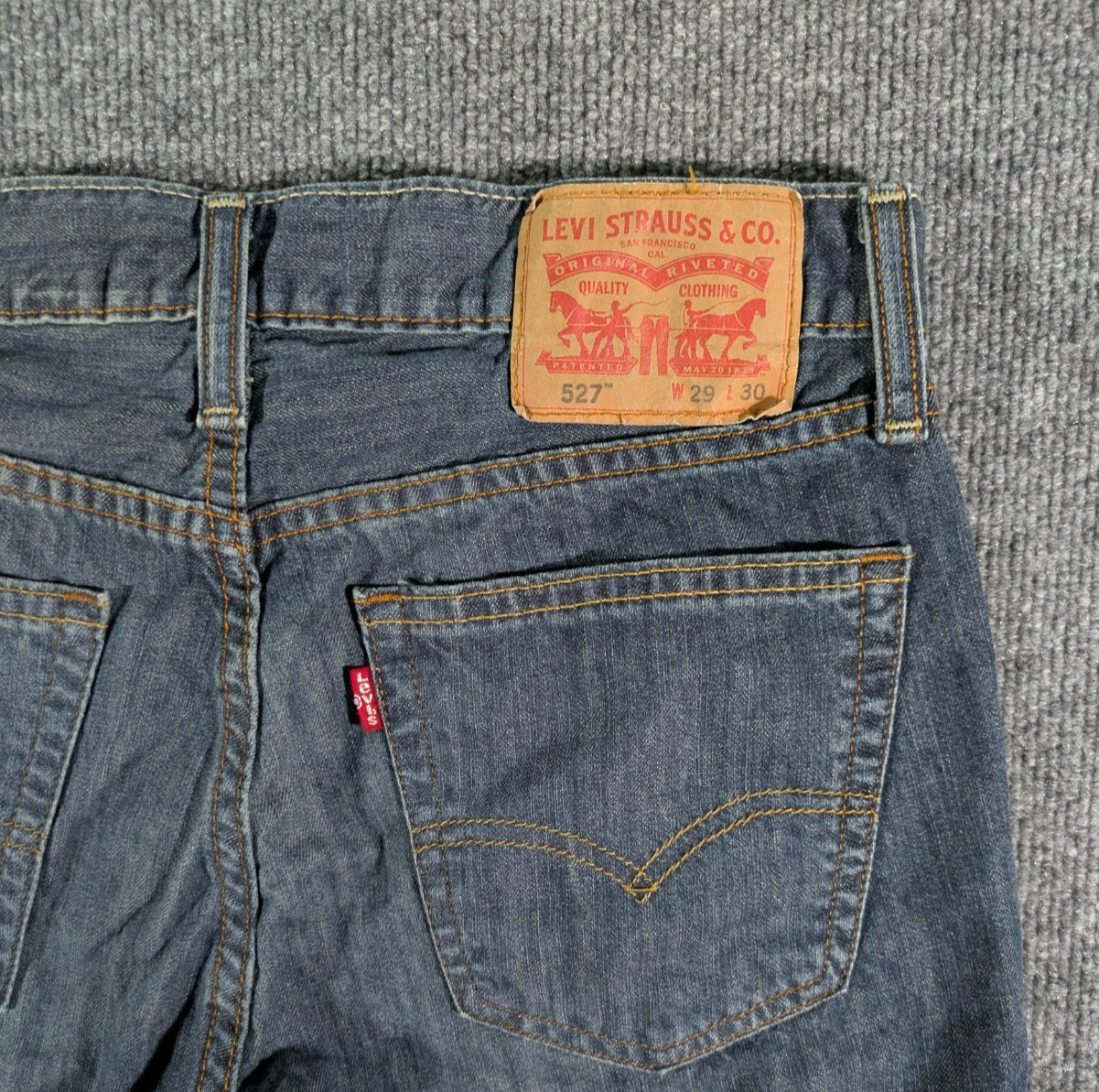 Levis 527 Slim Bootcut Jeans Mens 29×30 Medium Wash Blue Denim Low Rise Cowboy