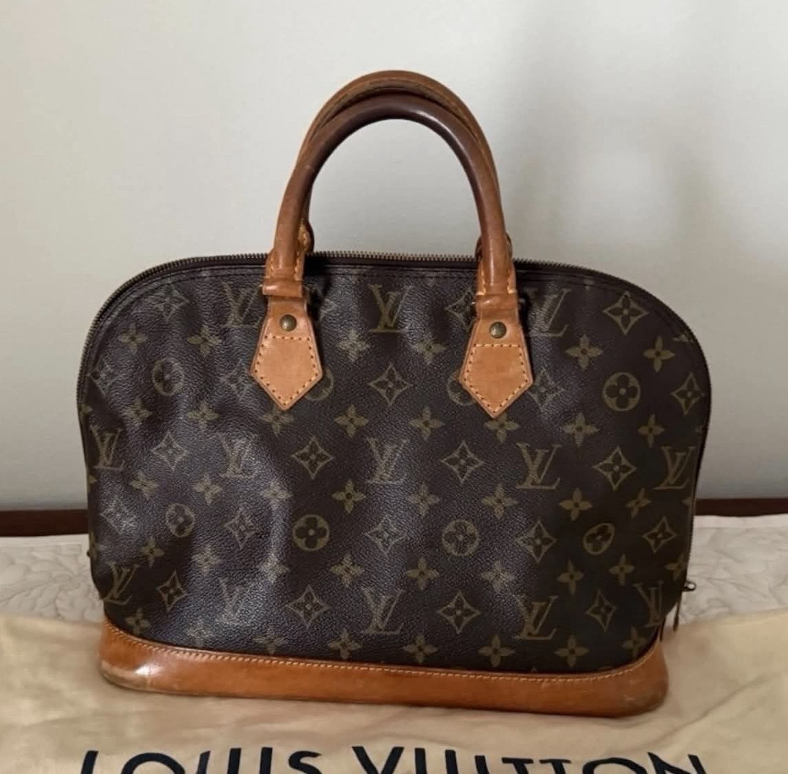 Louis Vuitton Alma Monogram Brown Satchel Top Handle Zip Gold Hardware Dust Bag