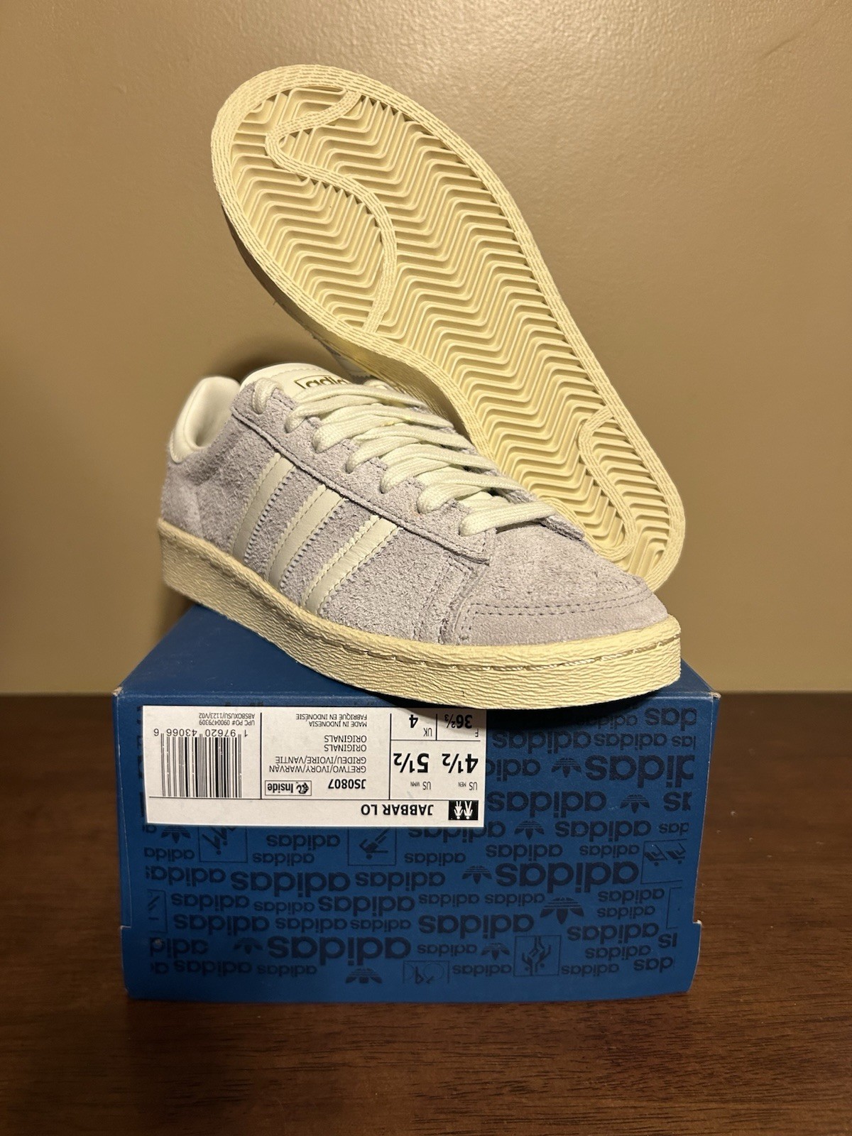 NEW ADIDAS JABBAR LO M 4.5/ W 5.5 Grey/Ivory/Vanilla JS0807 Sneakers Shoes