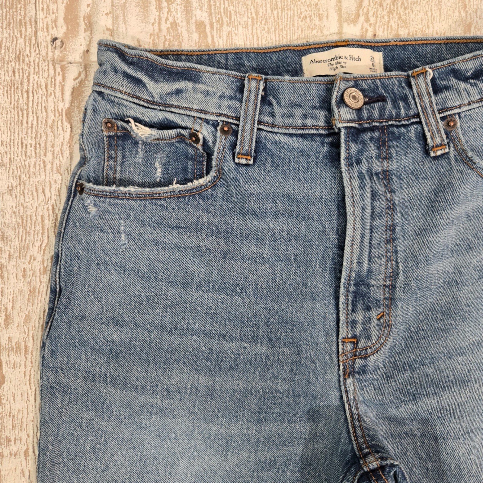 Abercrombie & Fitch The Skinny High Rise Distressed Jeans Medium Wash Raw Hem 6