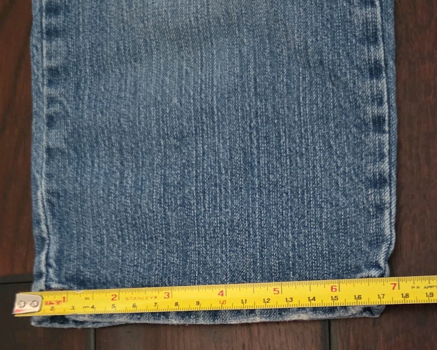 Bongo Womens Size 3 Capri Jeans Light Wash Embroidered Pocket Denim