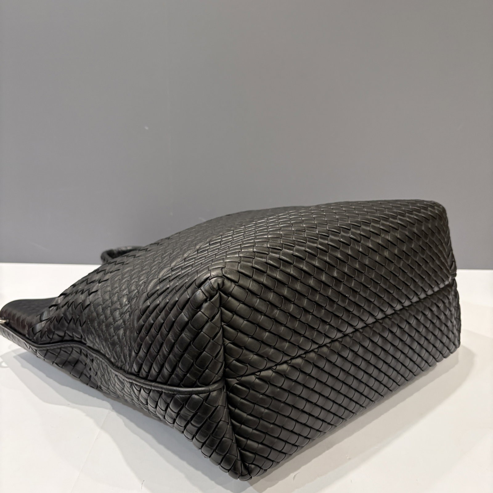 Bottega Veneta Tote Bag Black Lambskin Intrecciato Nappa (ym030126e3)