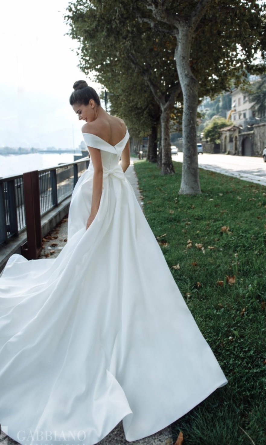 wedding dress gabbiano I9027 size 44 EU, 12 US color milk