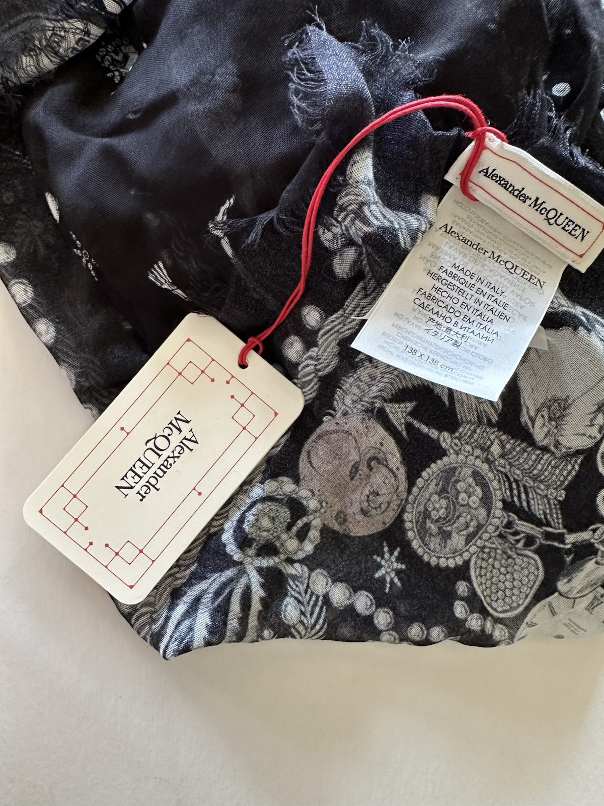 NWT Alexander McQueen Grey Black White Modal Print Scarf Wrap