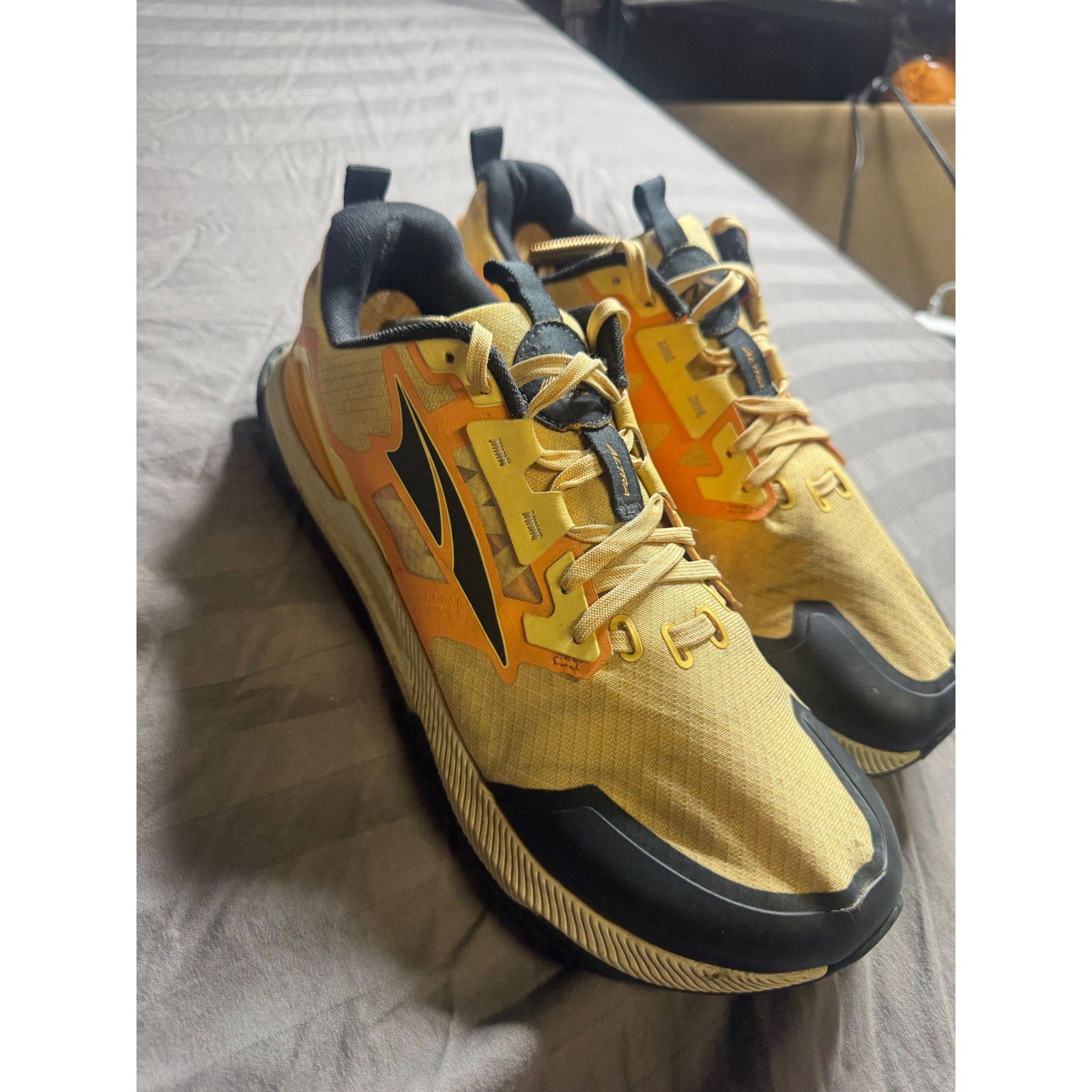Altra Lone Peak 7 Womens Trail Running Shoes Yellow Orange AL0A7R7G880 US 10.5