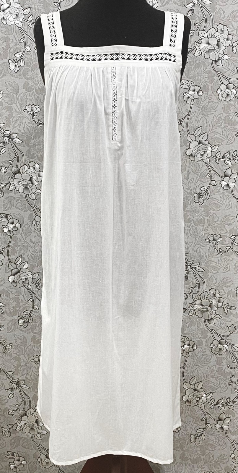 SoieRose White Victorian Cotton Nightgown – SR-1193 – Sleeveless Vintage Nightie