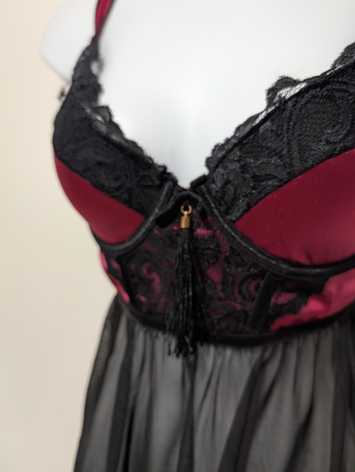 NWOT Icollection Venetian Lace Stain Babydoll Chemise Womens M Dark Romantic