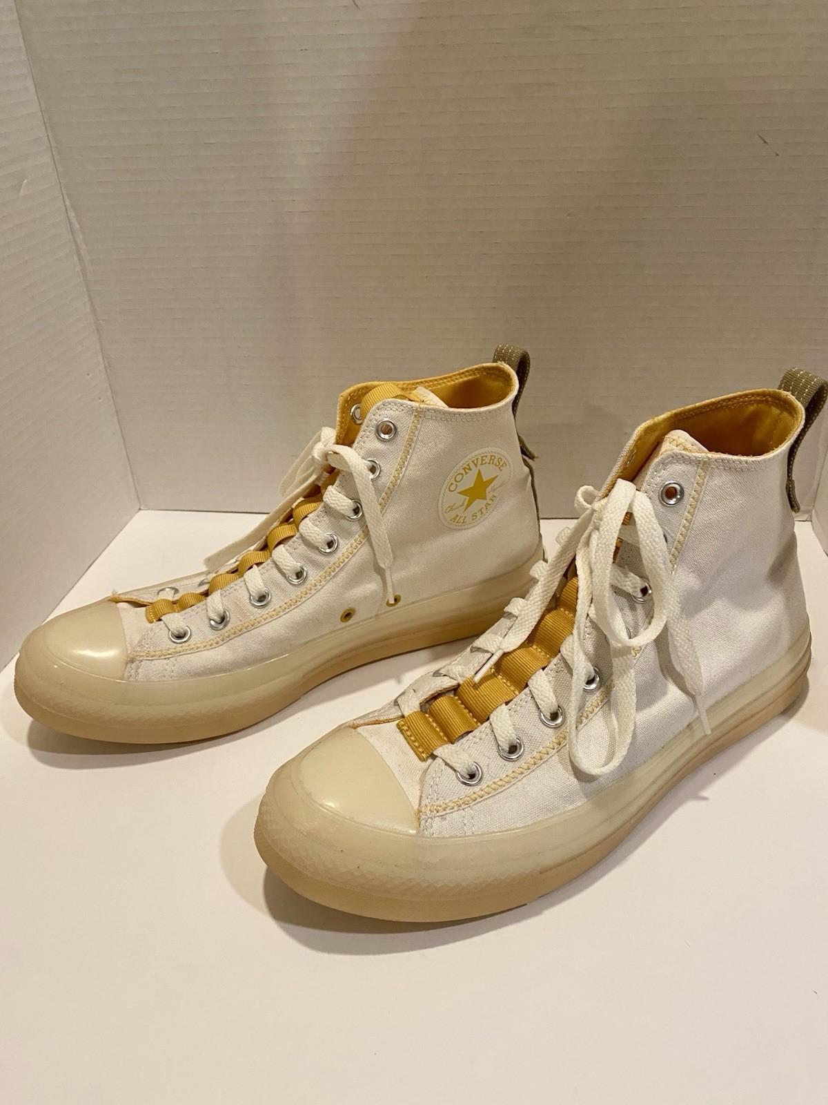 Converse Chuck Taylor CX Explore White High Canvas Shoes 11 Men 13WomenA05997C