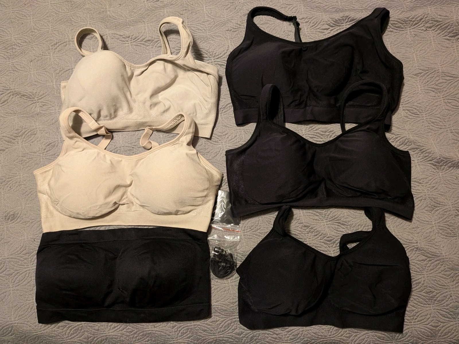 Truekind Bras, Size 2XL, Nude And Black Lot Of 6